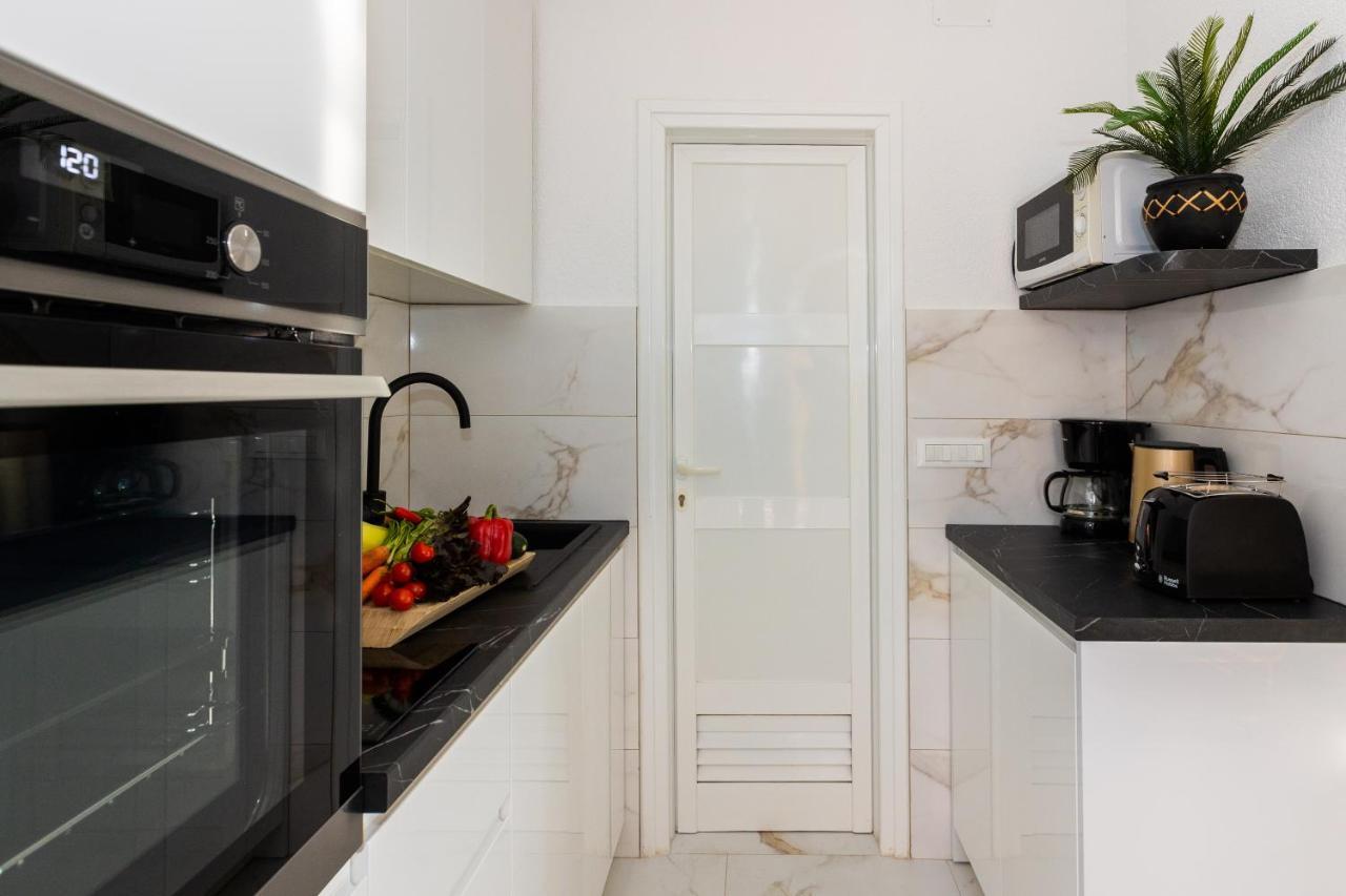 Apartment Rose Pool Comfort ดูบรอฟนิก ภายนอก รูปภาพ
