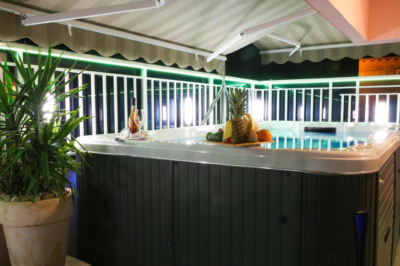 Apartment Rose Pool Comfort ดูบรอฟนิก ภายนอก รูปภาพ
